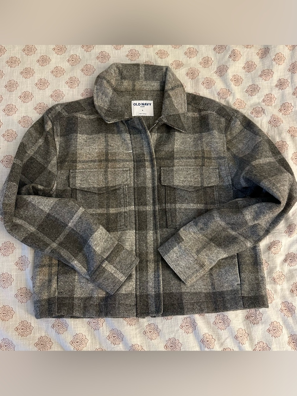 Old Navy Gray Plaid Shacket